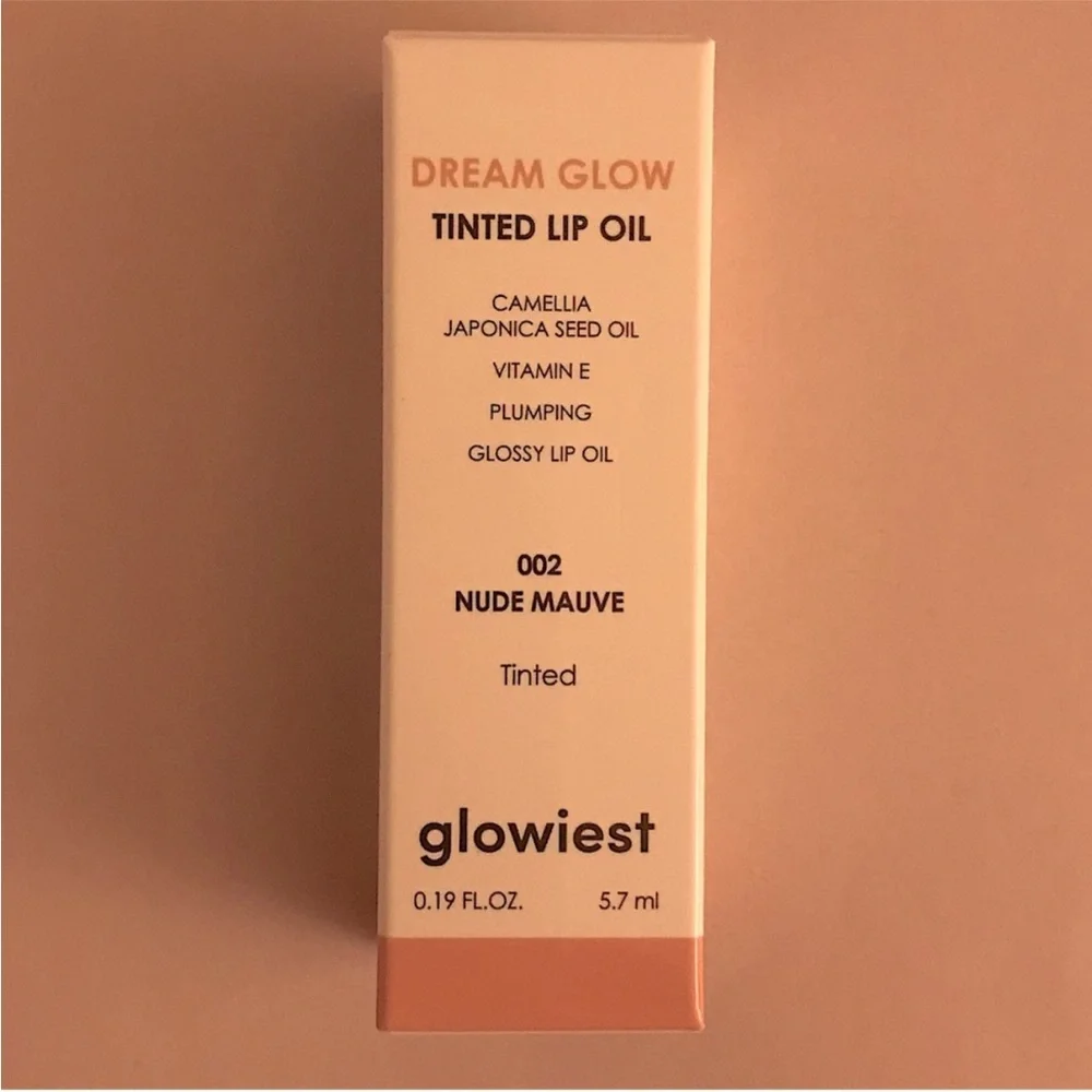 Glowiest Dream Glow Tinted Lip Oil 3-in-1 Formula in 002 Nude Mauve, 5.7 g
